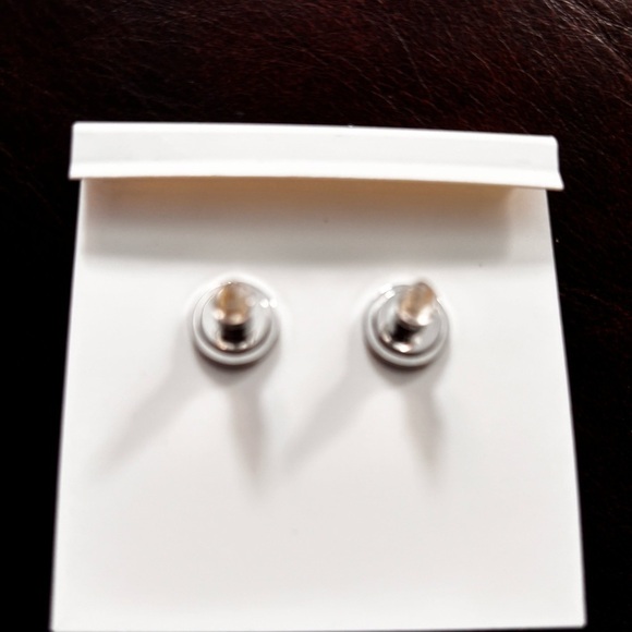 Tory Burch Britten Small Pearl Drop Earring White Gold Plated New - Picture 2 of 4